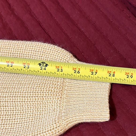 Motherhood Maternity Cream Crew Neck Knit Sweater Size Small - Picture 9 of 9